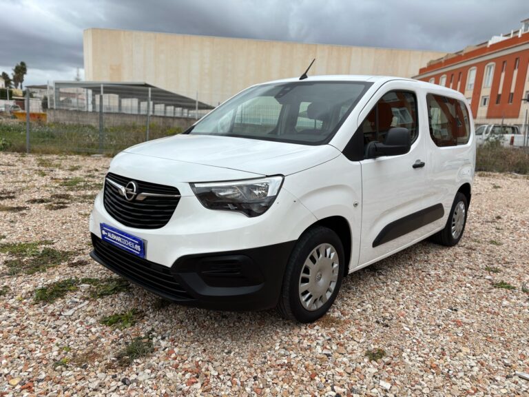OPEL COMBO 5 PLAZAS